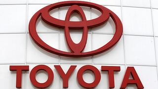 Toyota llamará a reparar 744,000 autos en Estados Unidos