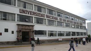 UNSAAC autorizó reincorporación de personal con sanción de inhabilitación, advierte Contraloría