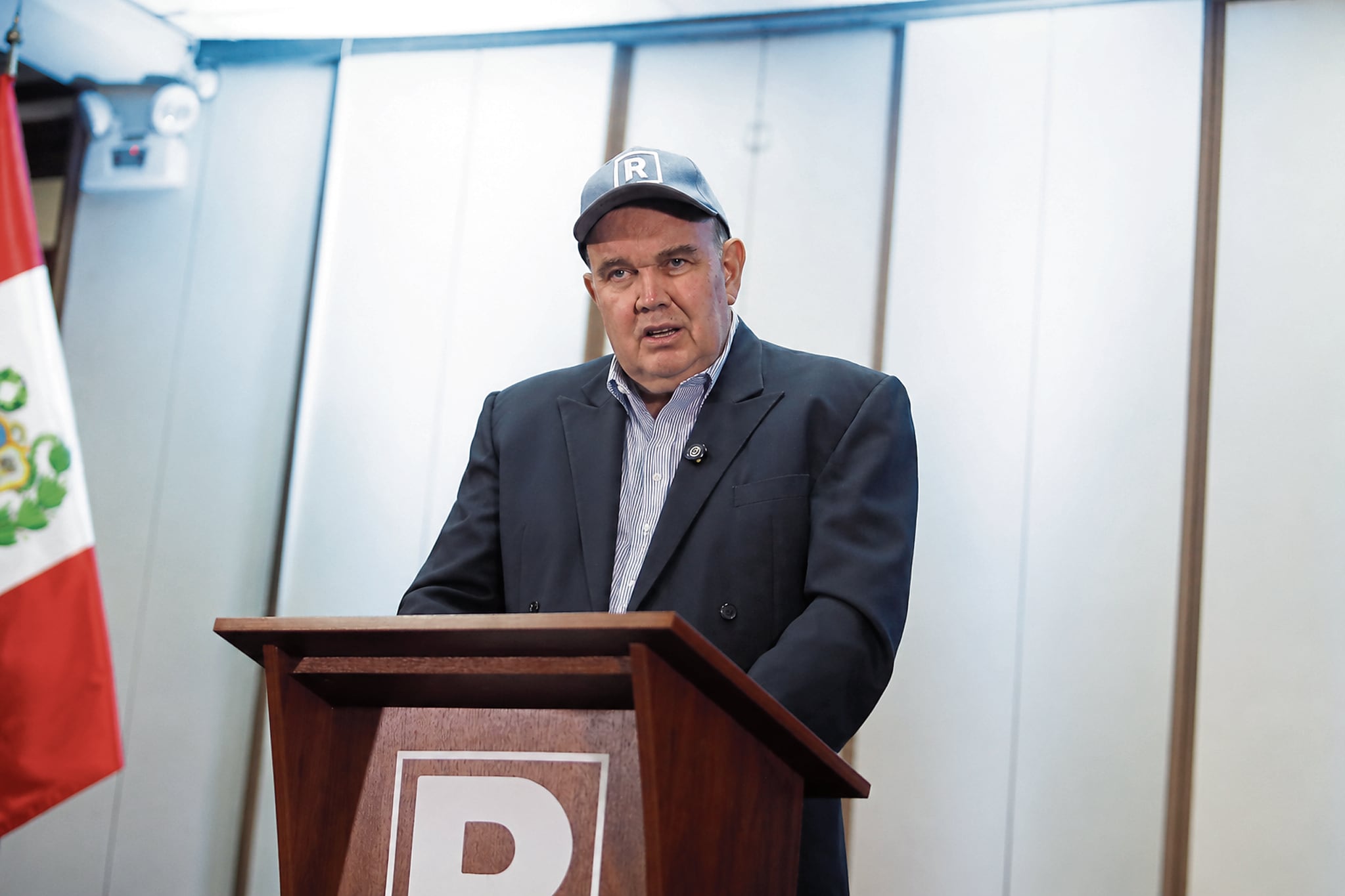 Rafael López Aliaga insiste en candidatura para ser regidor de Lima, a pesar de ser electo como senador. Foto: GEC