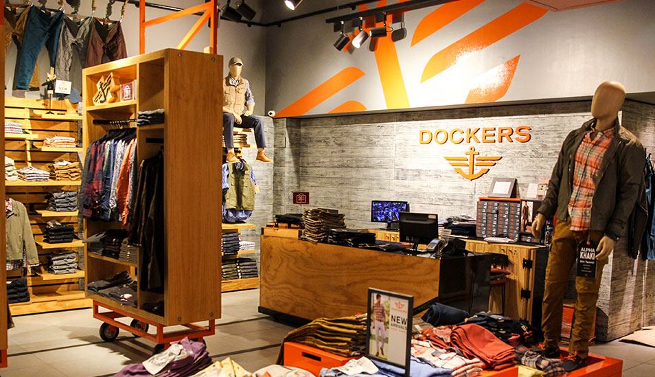 Levi’s, que ha contratado a Bank of America como su asesor financiero, aclaró en sus resultados que no hay un plazo definitivo para la posible venta de Dockers ni existe garantía de que el proceso se termine oficializando. (Foto: altolascondes)