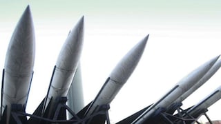 Estados Unidos acusa a China de “acumulación masiva” de armas nucleares