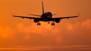 Caso United: ¿Hay un doctor en el avión? Las aerolíneas esperan que no