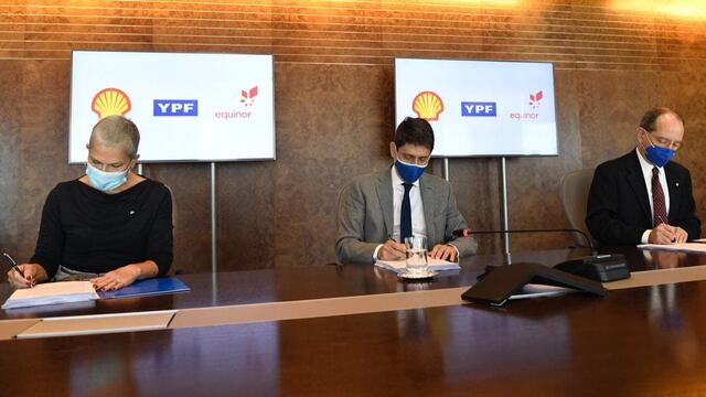 Shell se suma como socio a YPF y Equinor para exploración en el mar argentino 