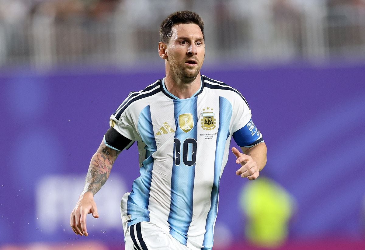 Será la primera vez que Lionel Messi enfrenta a los ingleses en cualquier competición.