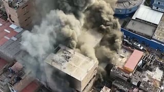 Incendio en almacén de La Victoria: a una cuadra del Hospital Almenara
