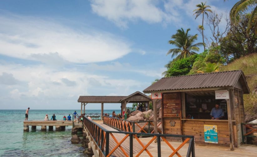 La Isla de Providencia, en Colombia, está situada en el mar caribe a pocos kilómetros de la isla de San Andrés.
