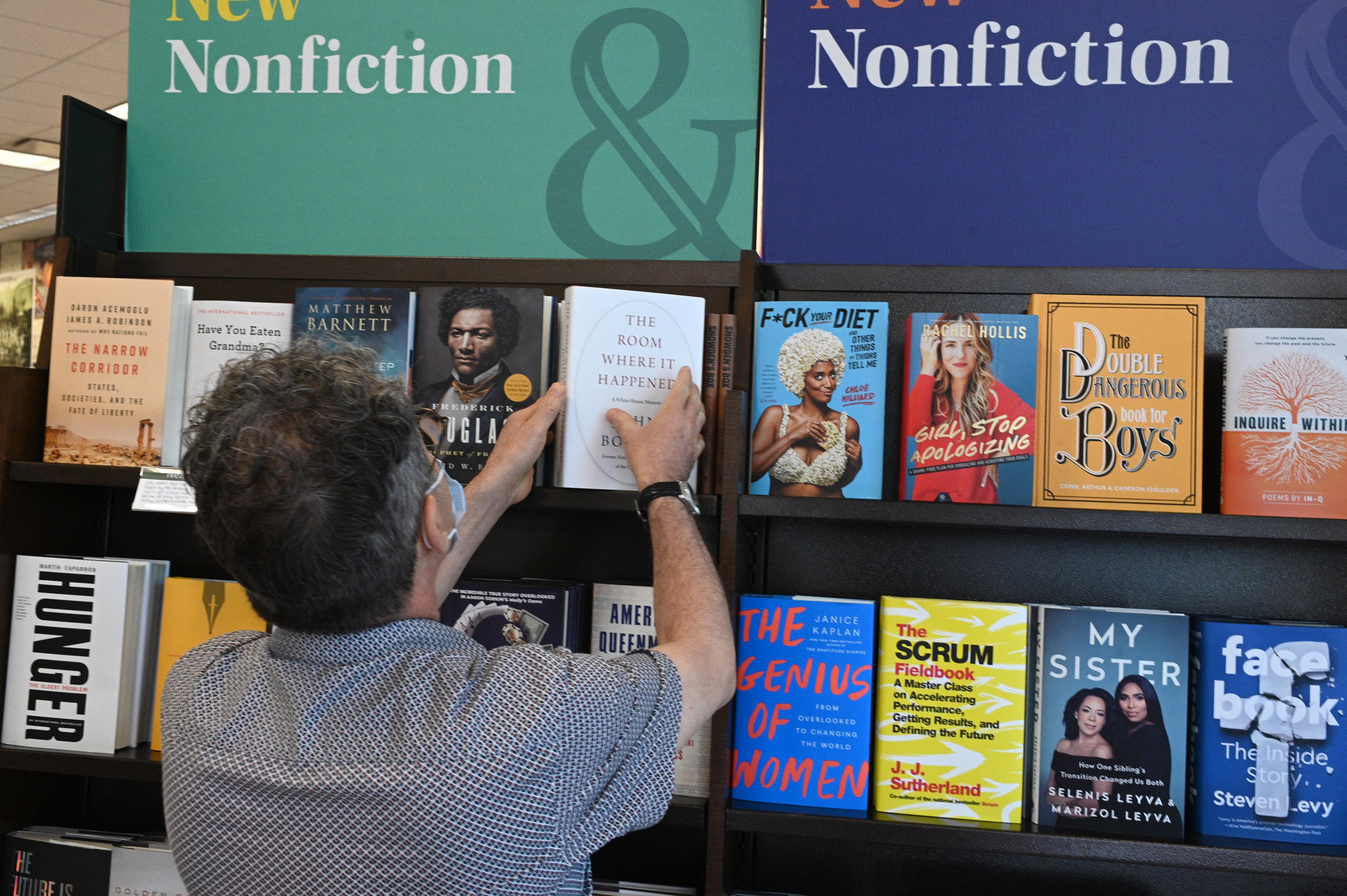 Barnes & Noble es una cadena de librerías que ofrece una amplia gama de productos relacionados con libros, entretenimiento, y artículos relacionados con la lectura (Foto: AFP)