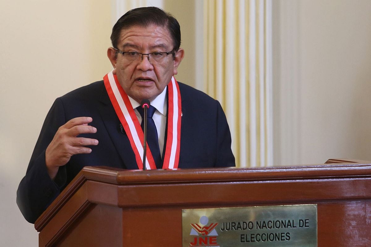 Jorge Salas Arenas, presidente del JNE, se pronunció por el fallo de la Corte Suprema que ordena la disolución de A.N.T.A.U.R.O. (Foto: Difusión)