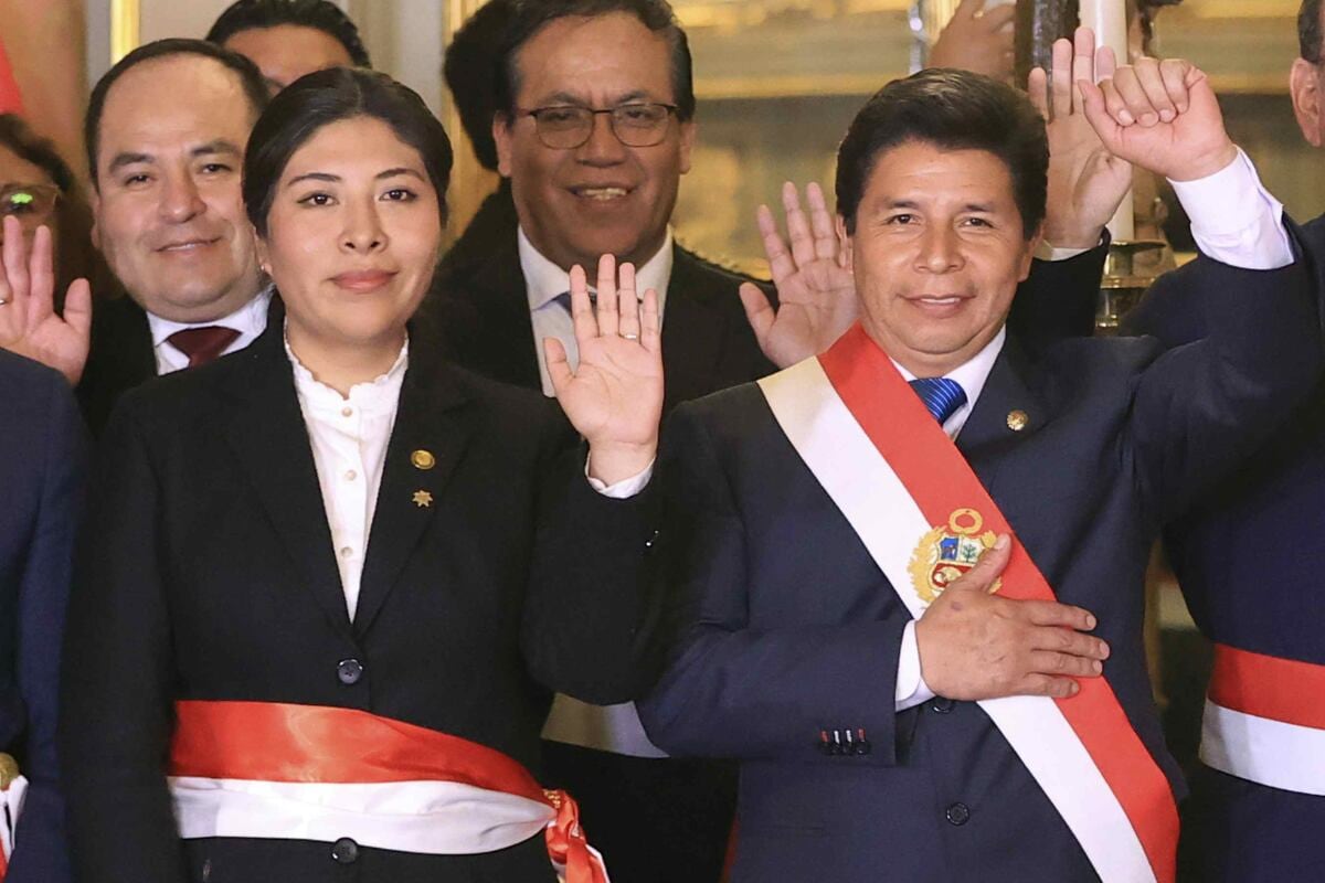 Denuncias constitucionales 547 y 575 determina que se inhabilita por diez años al expresidente Pedro Castillo. Foto: EFE