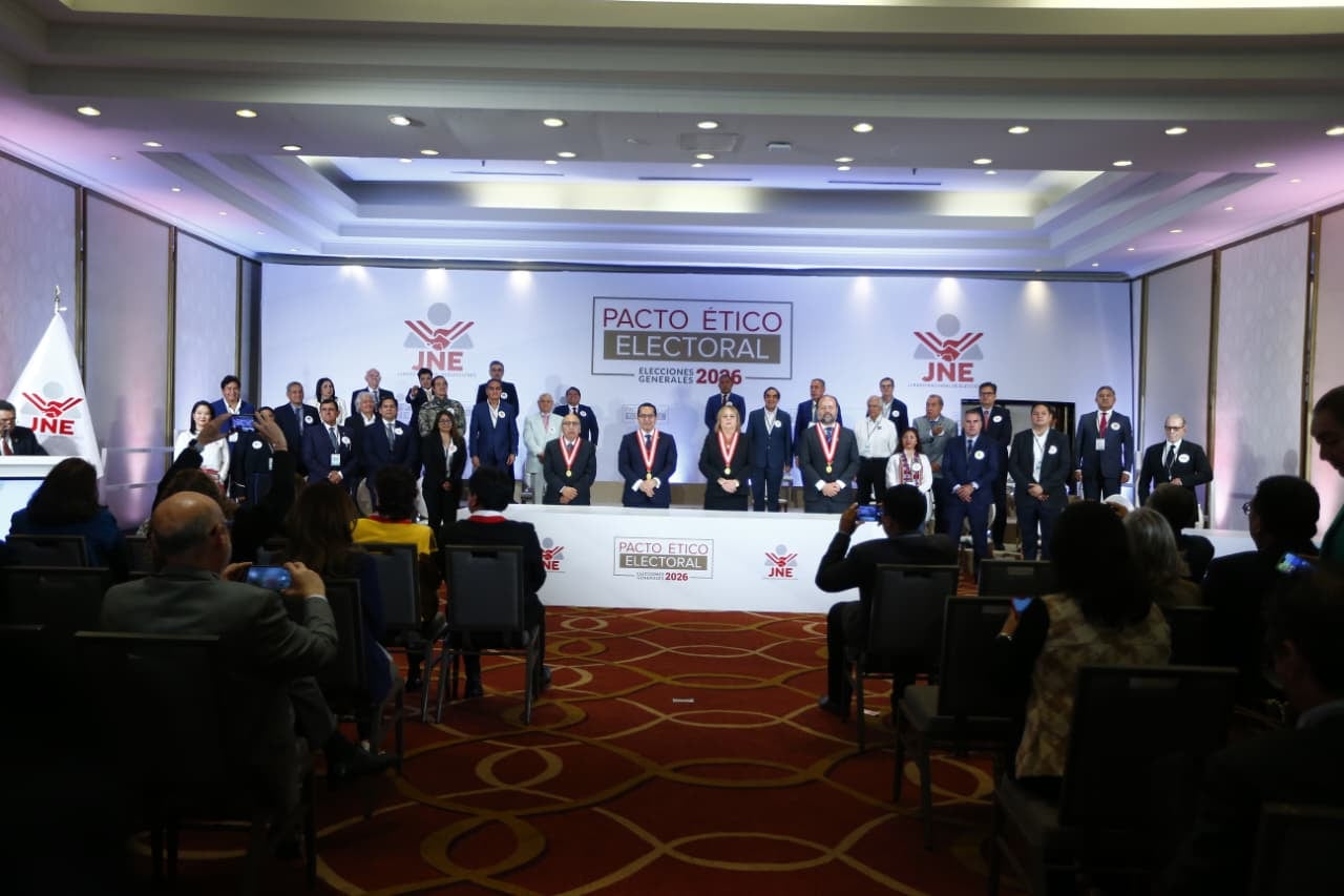 Fueron 29 los partidos que firmaron el Pacto Ético Electoral. (Foto: Mario Zapata/GEC)