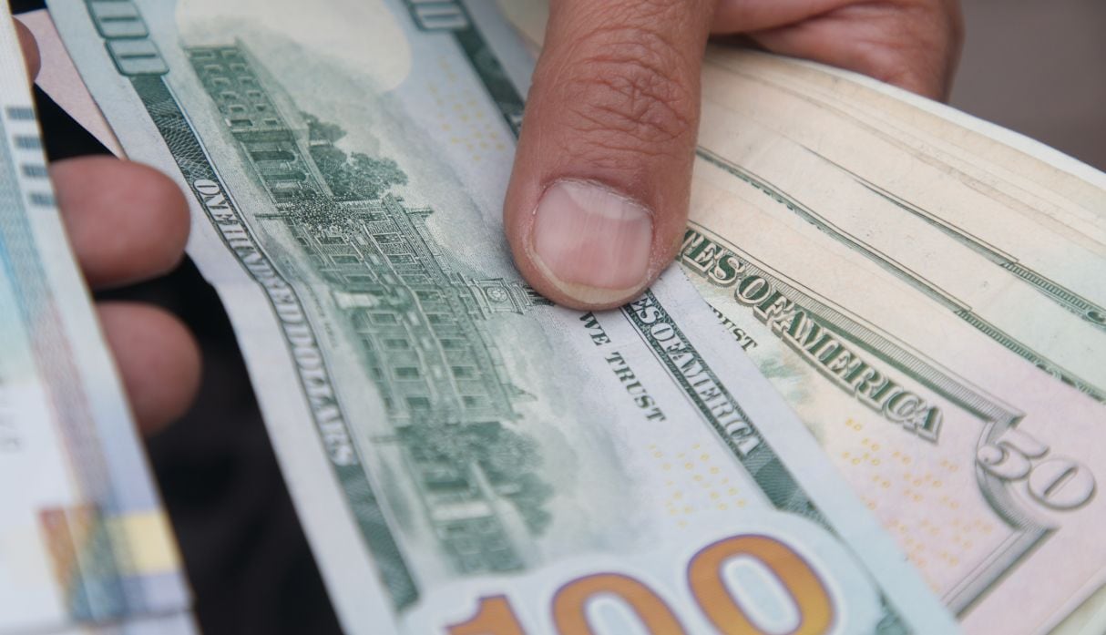 Dólar. (Foto: Eduardo Cavero / GEC)