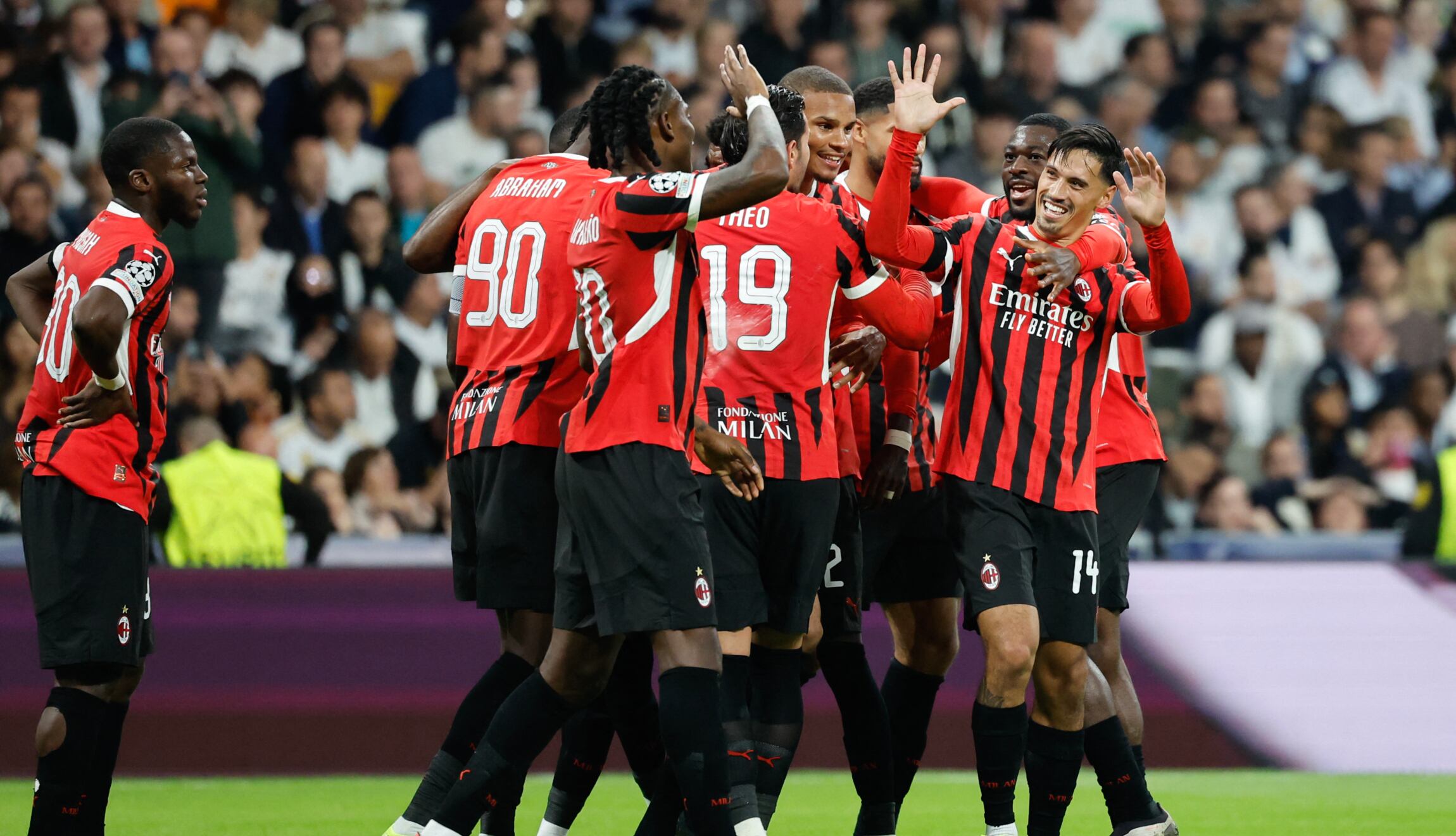 Real Madrid no pudo ante Milan y cayó 1-3 en el Santiago Bernabéu, por la Jornada 4 de la UEFA Champions League. (Foto: AFP)