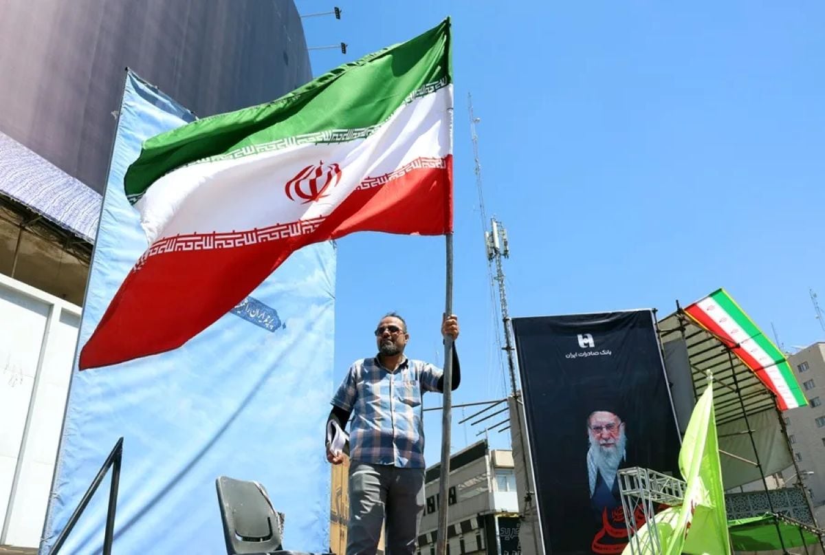 El acuerdo establece una hoja de ruta para negociar el programa nuclear iraní y contempla medidas para reducir las tensiones en la región. Foto: EFE.