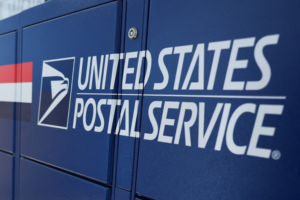El United States Postal Service confirmó que contrató asesores de reestructuración ante el riesgo de quedarse sin dinero en 2027. (Foto: AFP)