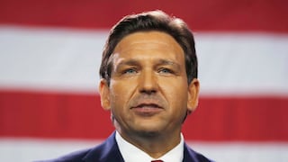 Ron DeSantis aprobó la ley HB 1343: ¿qué dice realmente la norma de Florida que beneficiará a los jóvenes que se gradúan de la secundaria?