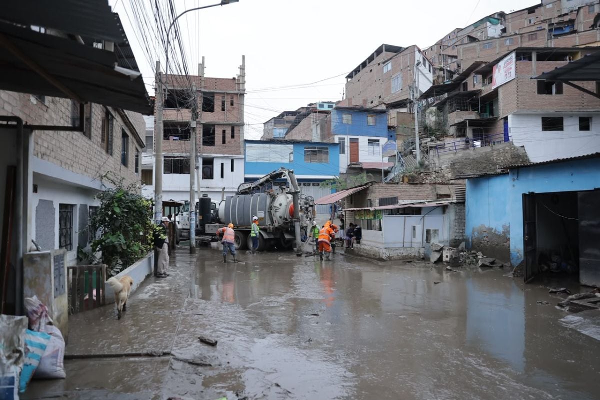 Villa María del Triunfo registró un acumulado de 7,2 milímetros durante las precipitaciones que afectaron Lima Sur. Foto: GEC.