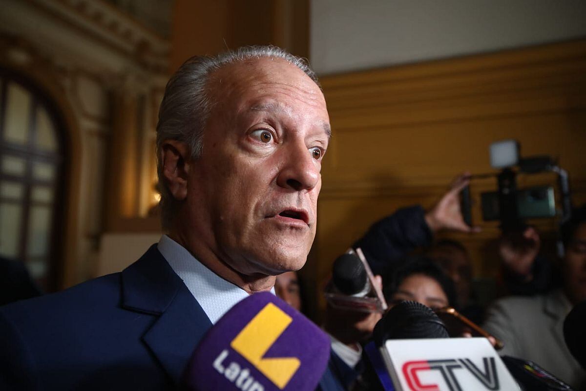 Hernando Guerra García indicó que su grupo, tras la semana de representación, se reunirá para definir su participación en la próxima elección de la Mesa Directiva. (Foto: GEC)