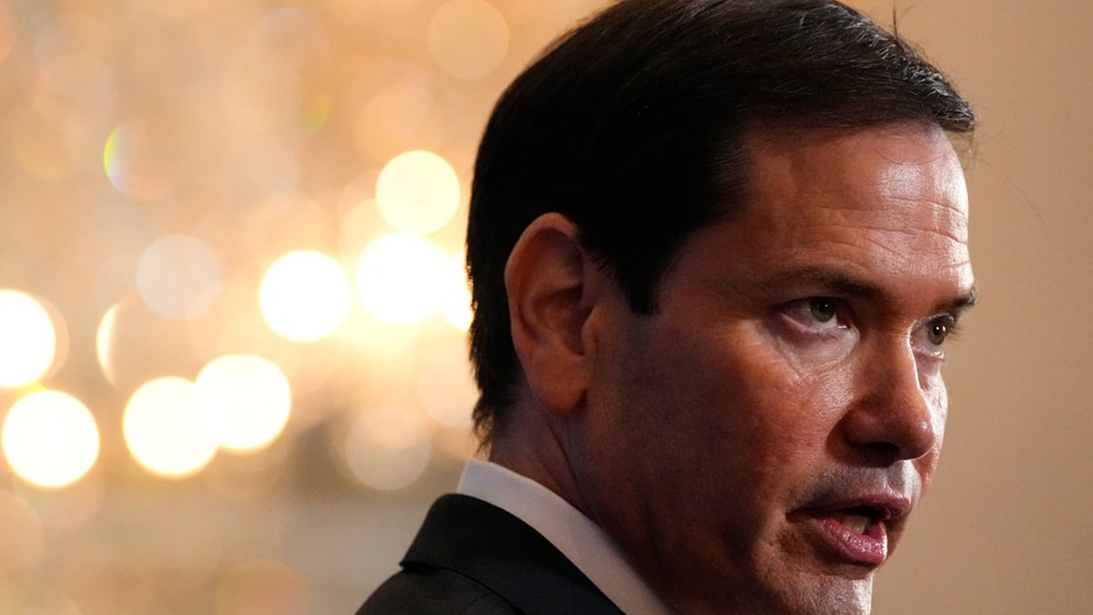 Rubio pide a Bukele a proteger infraestructura de El Salvador de “influencias extranjeras malignas”