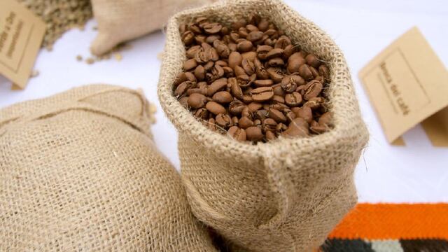 Se reconvirtieron unas 60,000 hectáreas de café en tres años: pasaron al cacao, frutas e incluso a la coca