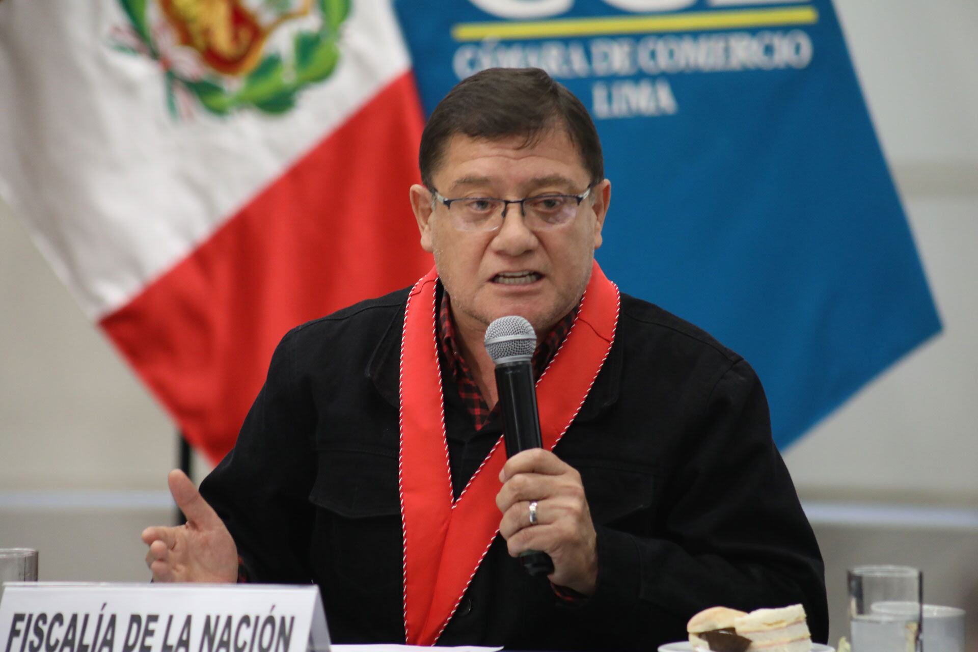 Jorge Chávez Cotrina señaló que Agustín Lozano podría enfrentar una pena de 20 años de cárcel . Foto: Cámara de Comercio de Lima.