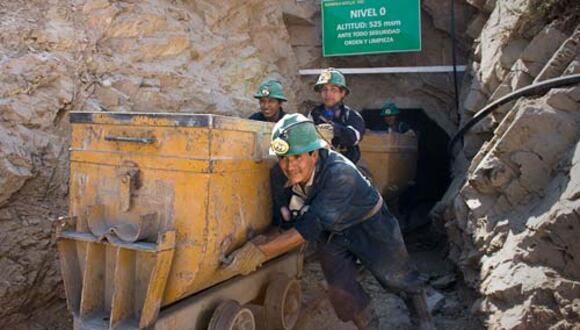 El bloque de concesiones mineras de Pluma, en la región de San Martín (noreste de Perú), abarca una geología prospectiva, incluidos grandes domos salinos que podrían ser la fuente de salmueras mineralizadoras en este tipo de entorno. (Foto: Vicus)