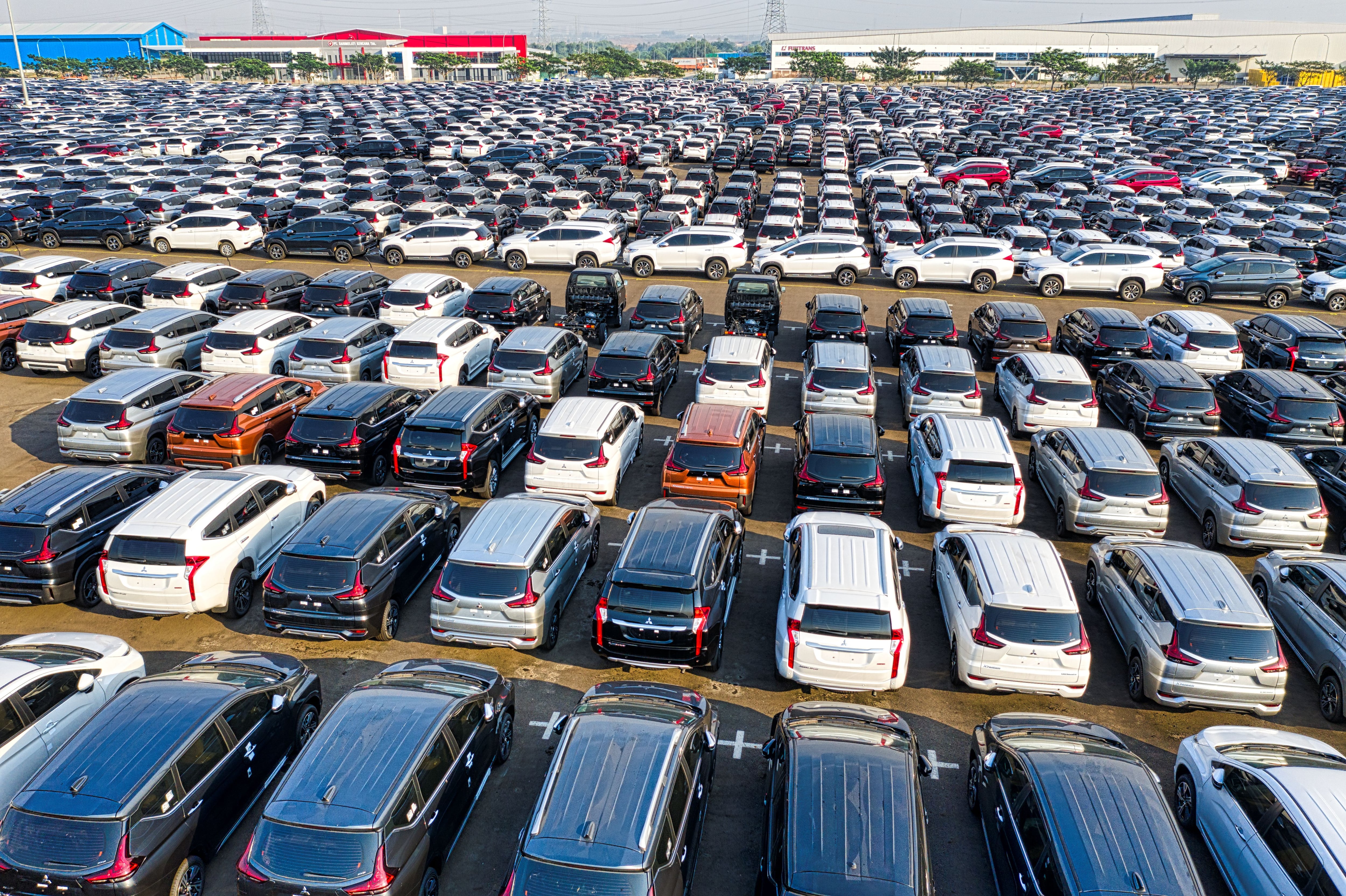 ¿Chocaron tu auto en un estacionamiento pagado? Esto dice la ley sobre quién debe responder | Foto: Pexels