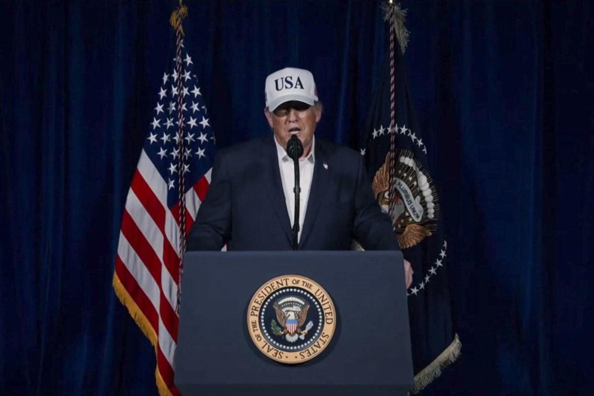 Trump había utilizado originalmente la Ley de Poderes Económicos de Emergencia Internacional (IEEPA, por sus siglas en inglés) para imponer aranceles a sus socios comerciales, pero un fallo mayoritario del tribunal los anuló. // Foto: EFE/Truth Social/Donald Trump