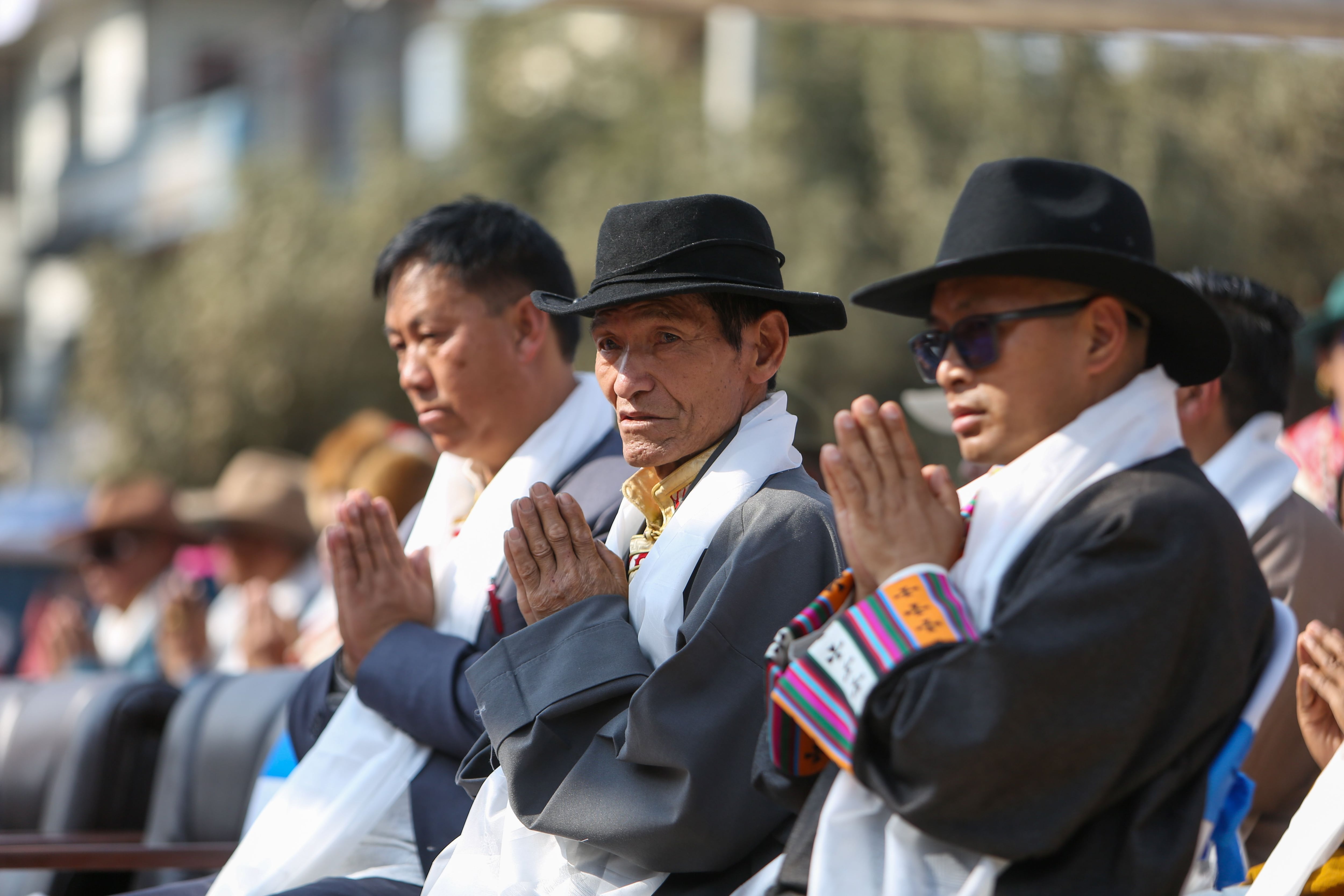 Poder Ejecutivo aún no define si promulgará u observará la ley aprobada por el Congreso que autoriza a los trabajadores a descansar los sábados por motivos religiosos. Foto: Pexels.