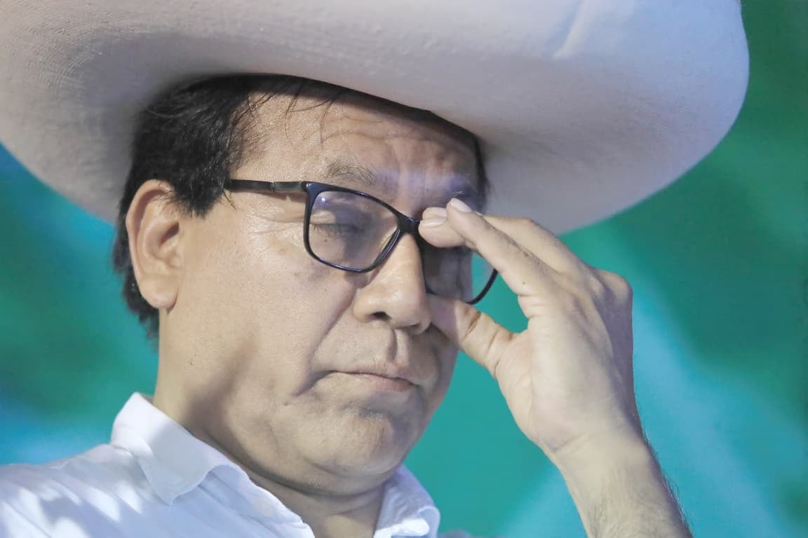 Presunta omisión de aportes de campaña abre nuevo frente judicial para Roberto Sánchez. Foto: Cesar Bueno @photo.gec
