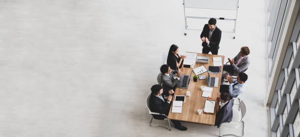 Uno de los beneficios es la especialización técnica y experiencia, al encargar la investigación a una firma especializada con expertos calificados técnicamente y con experiencia comprobada en complejas investigaciones empresariales. (Foto: iStock)