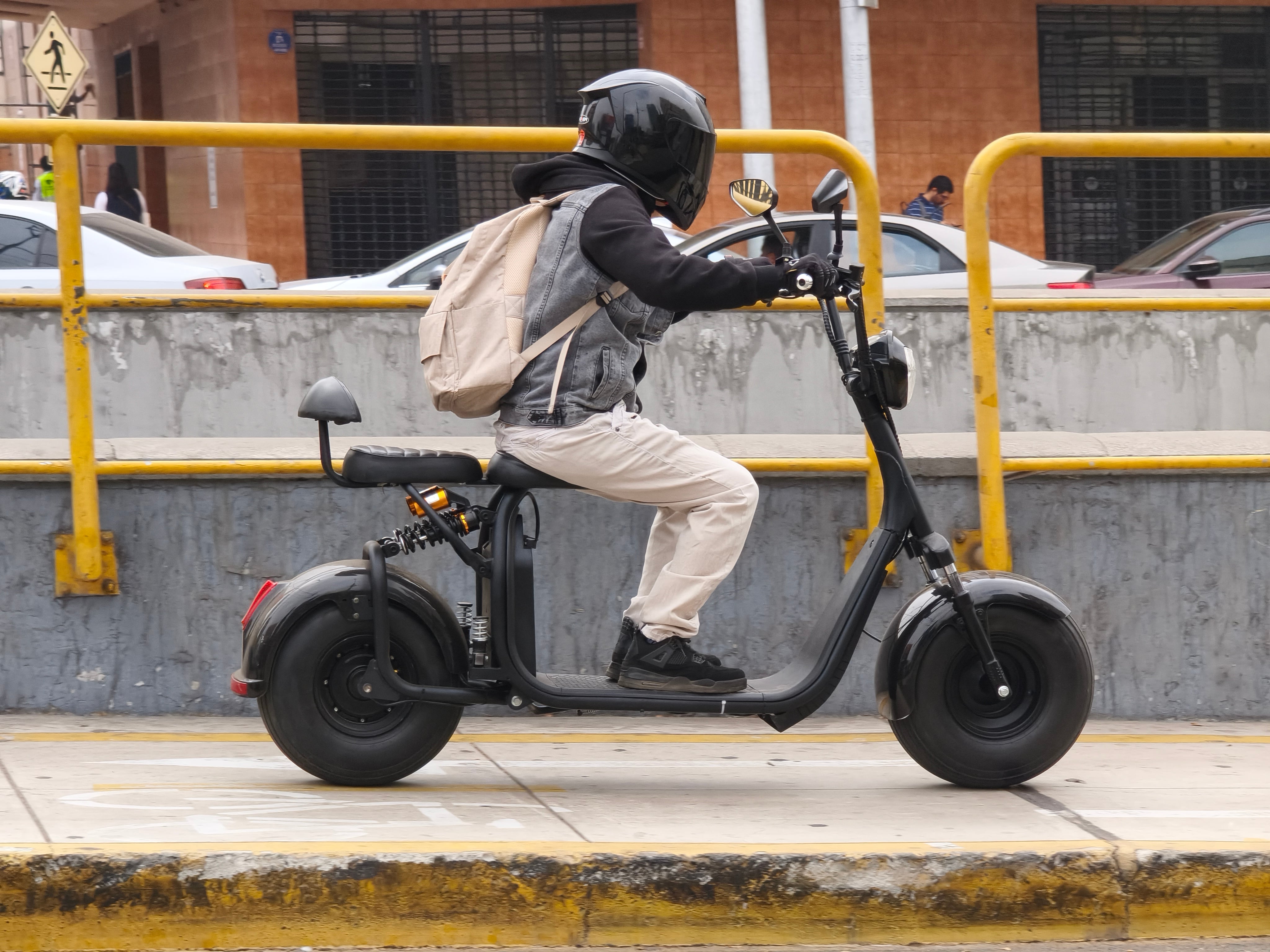 Movilidad eléctrica gana espacio como alternativa de transporte urbano. (Foto: Diego Aquino).