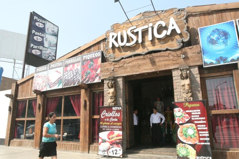 Rústica opera actualmente 60 locales en el Perú, de los cuales el 80% se concentra en Lima. La cadena proyecta iniciar su expansión internacional por Colombia y alcanzar 75 establecimientos fuera del país en cinco años. (Foto: Archivo)