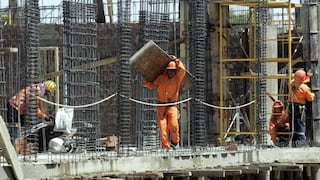 Acciones de construcción, consumo y bancos serán las ‘hot’ este verano