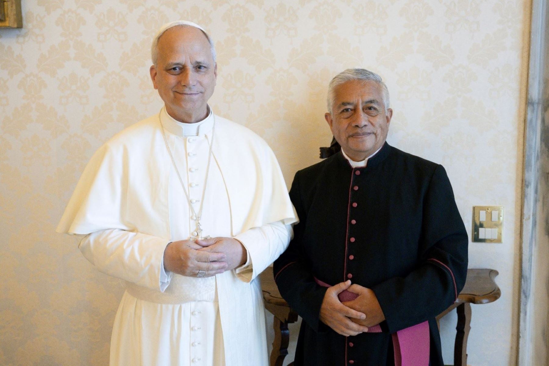 El papa León XIV y Guillermo Inca Pereda. (Foto: Andina)