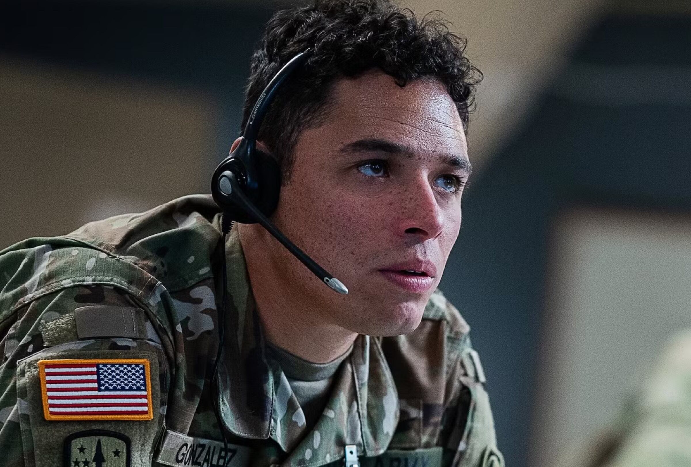 Anthony Ramos como el Mayor Daniel Gonzalez en la película "Una casa de dinamita" (Foto: Netflix)