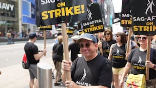 Actores desconocidos explican sus motivos para declararse en huelga en Hollywood