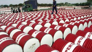 Precios del petróleo se disparan por plan de EE.UU. para sofocar exportaciones iraníes