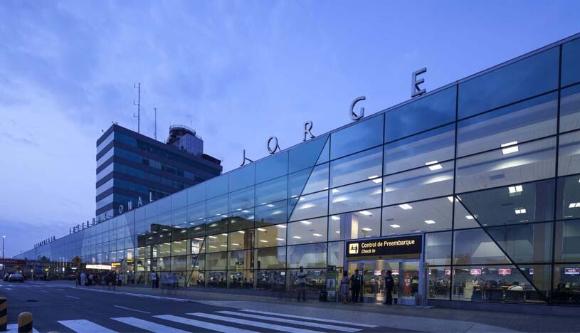 Sindicato de trabajadores de Migraciones anunció paro indefinido a puertas del inicio de las celebraciones por Fiestas Patrias. (Foto: Difusión)