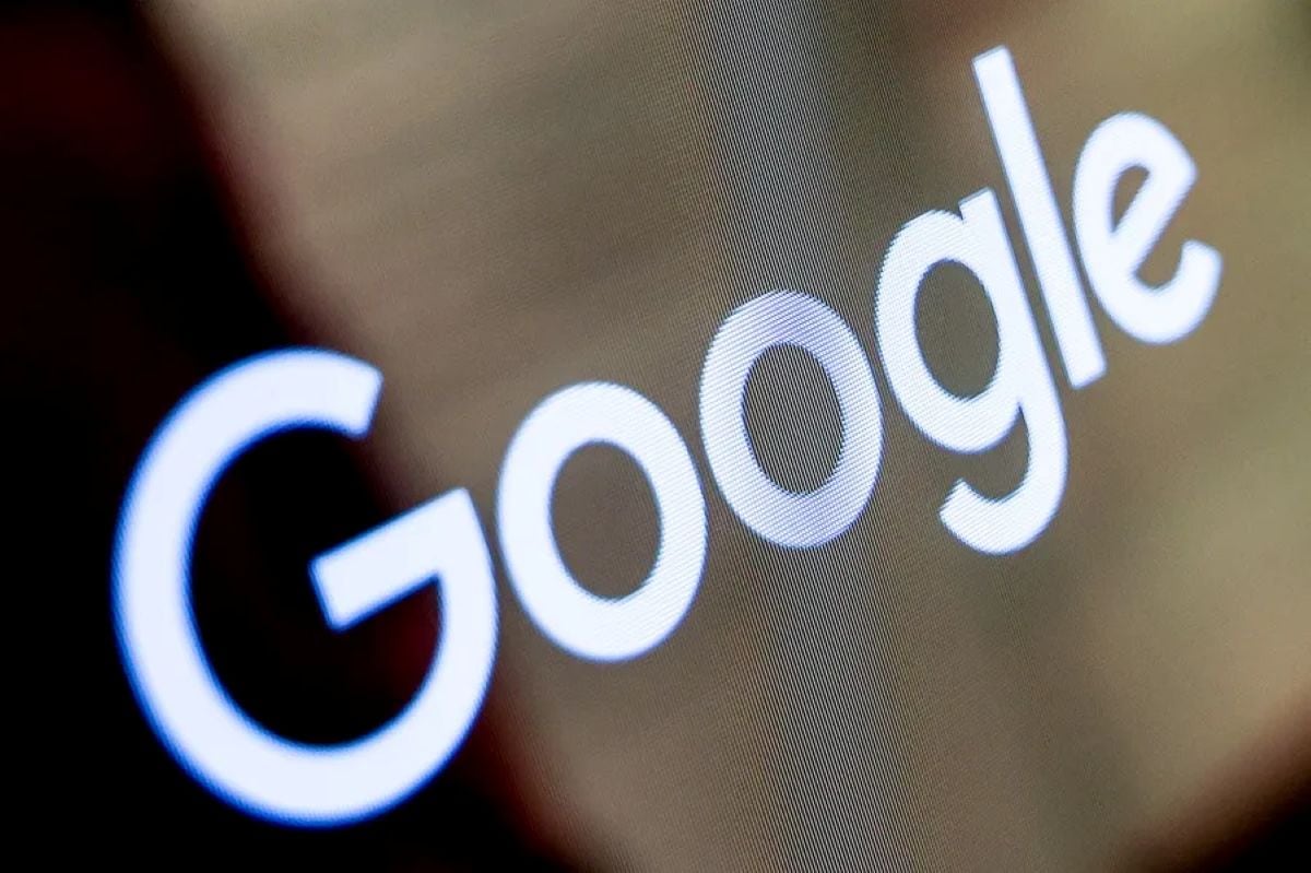 Google presenta sus primeras gafas inteligentes con Gemini durante Google I/O 2026. Los dispositivos llegarán inicialmente sin pantalla y priorizarán funciones por voz e IA. Foto: EFE.