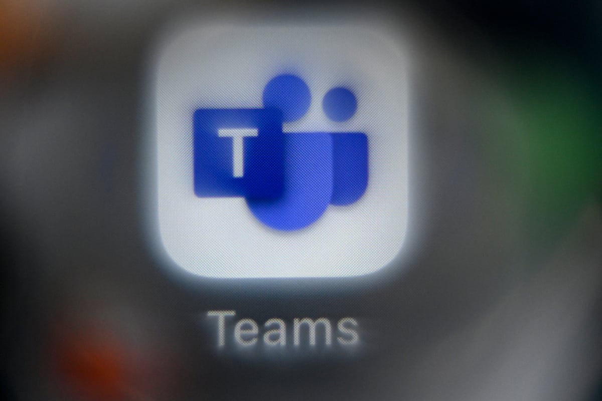 Microsoft está siendo investigada por la vinculación preestablecida de Teams.