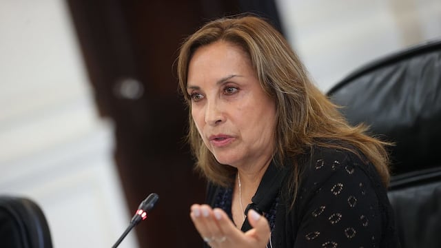 Dina Boluarte se presentó en la Fiscalía para brindar sus declaraciones por caso Rolex