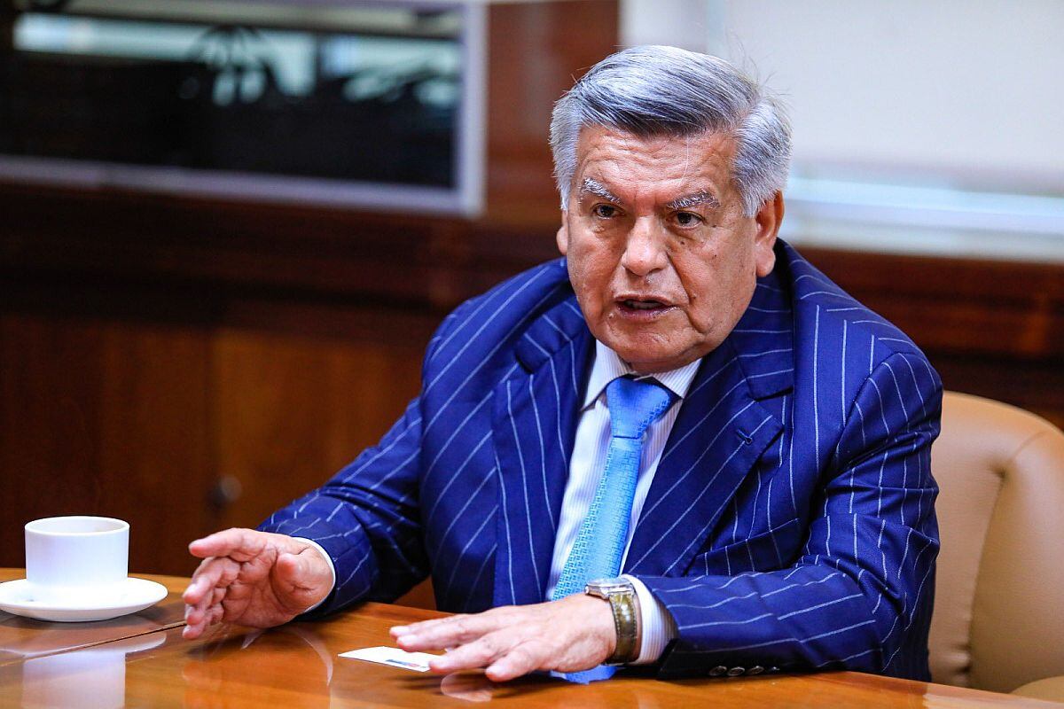 César Acuña espera lograr un grupo de "centro derecha" en la Mesa Directiva. (foto: Twitter César Acuña)