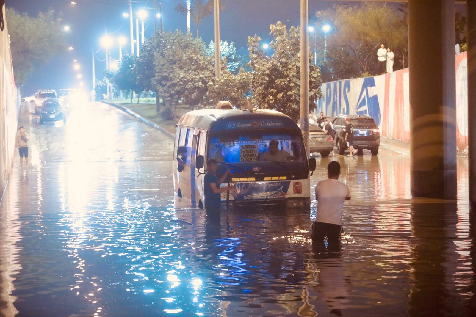 Villa El Salvador y Villa María del Triunfo son declarados en estado de emergencia por aniegos