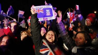 Habitantes de Islas Malvinas votan a favor de seguir siendo colonia británica
