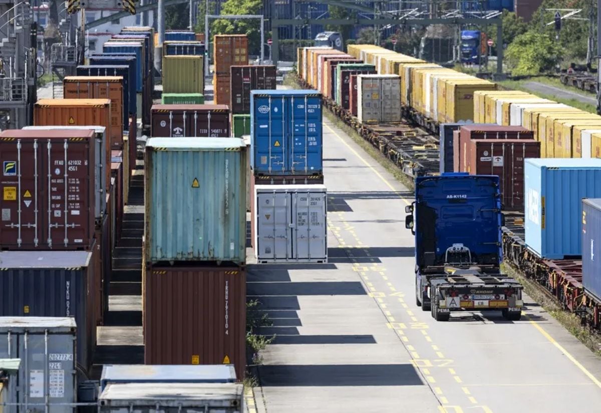 Los aranceles globales del 15%, que prometió el presidente estadounidense Donald Trump, comenzarán a entrar en vigor en los próximos días. Foto: EFE.