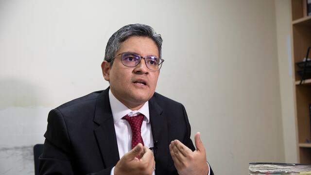Fiscal José Domingo Pérez advierte que buscarían suspenderlo