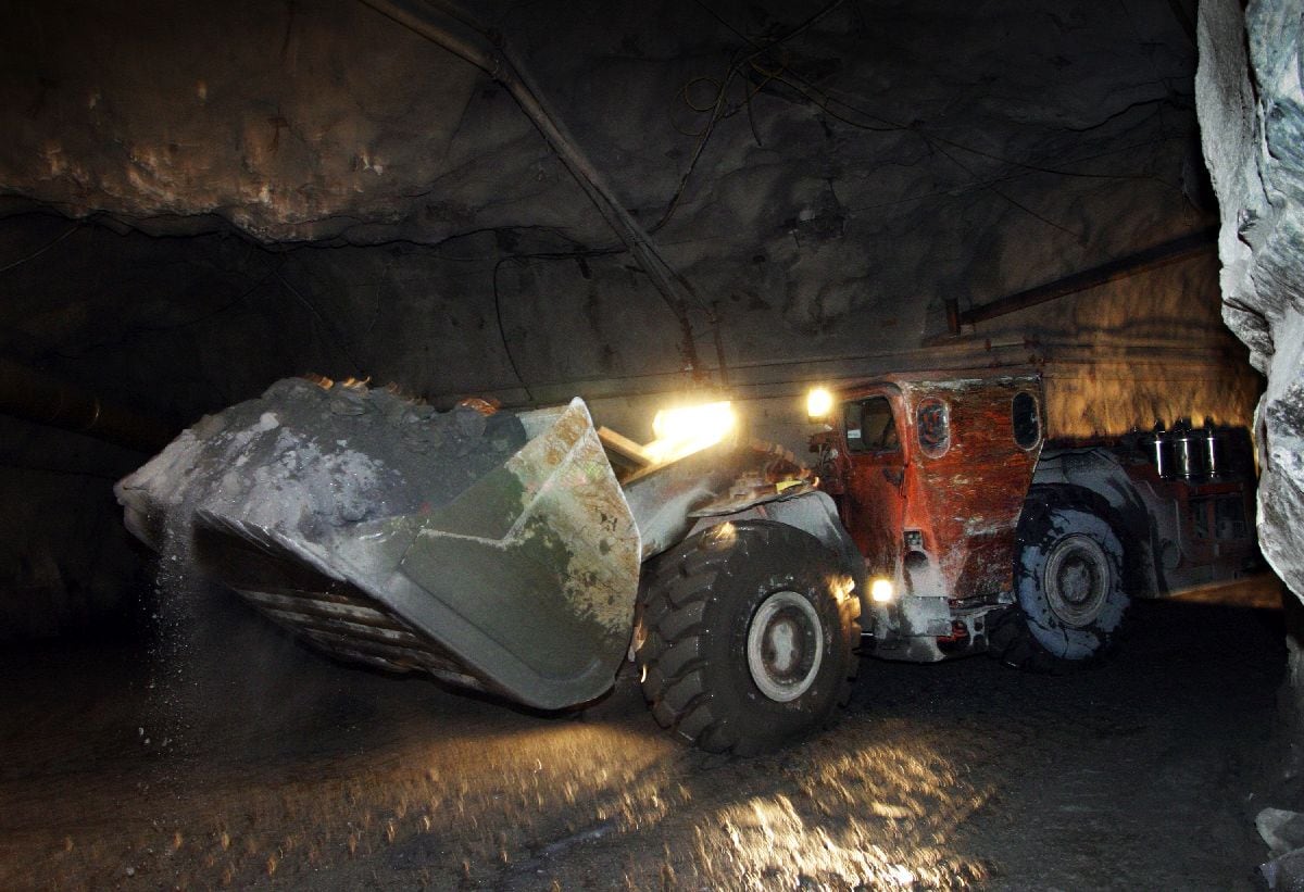 Interior de la mina de zinc, plomo y plata Zinkgruvan de Lundin Mining en Suecia. Fotógrafo: Petter Koubek. Fuente: Lundin Mining Corp. vía Bloomberg.