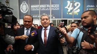 Jorge Angulo presenta medida cautelar ante el Poder Judicial para retornar a la PNP