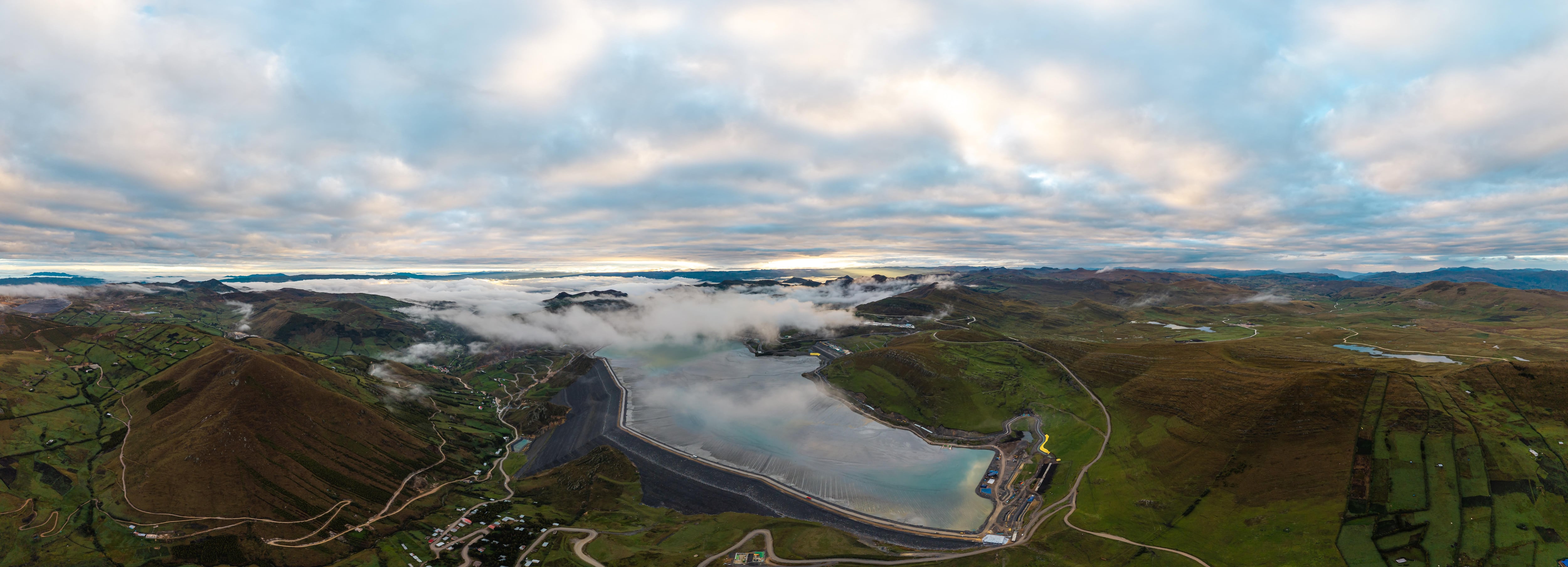 Gold Fields busca mantener su presencia en Perú tras el cierre de mina Cerro Corona en 2030.