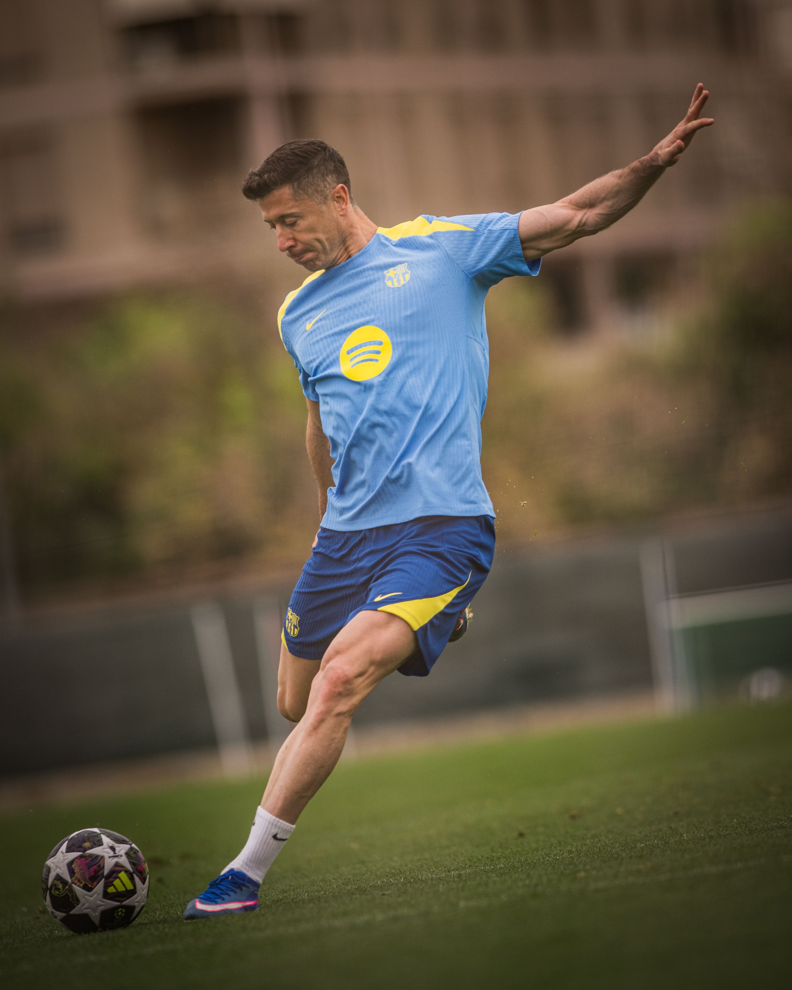 Barcelona se prepara para enfrentar al Atlético Madrid este martes 14 de abril y tratar de remontar la serie (Foto: FC Barcelona / Twitter)